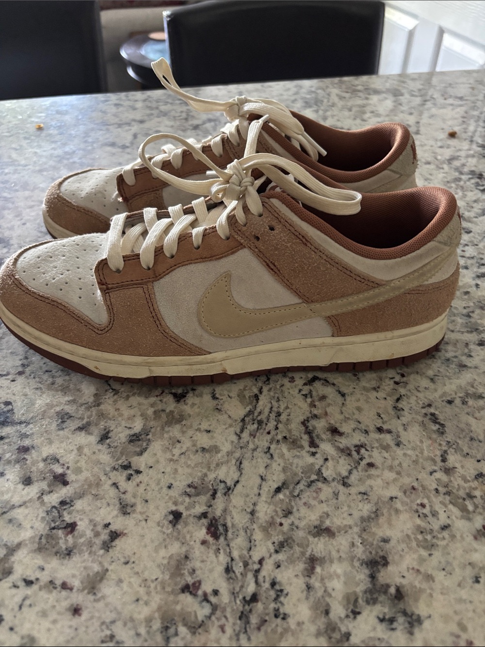 Nike dunk low curry